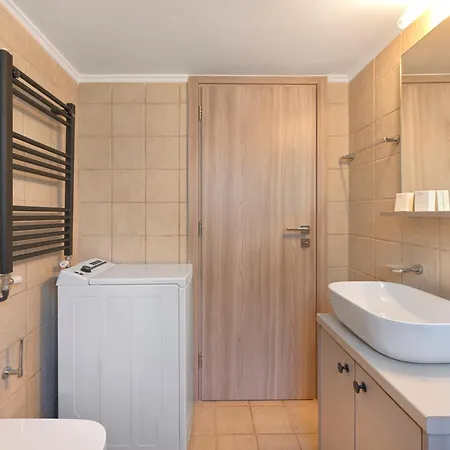 Penthouse & Near Glyfada - Free Parking *
