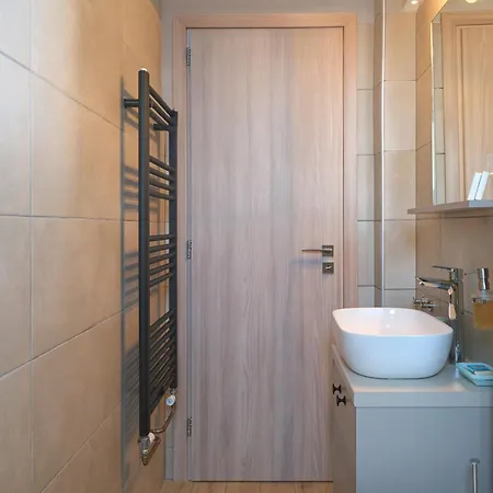 Penthouse & Near Glyfada - Free Parking Apartment Athens